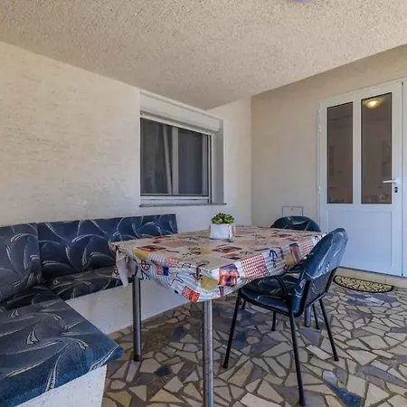 In 39102 Apartamento *
