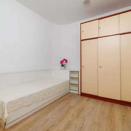 Apartamento In 39102