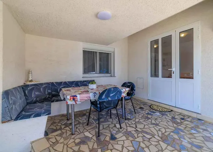 Appartement In 39102 Novi Vinodolski