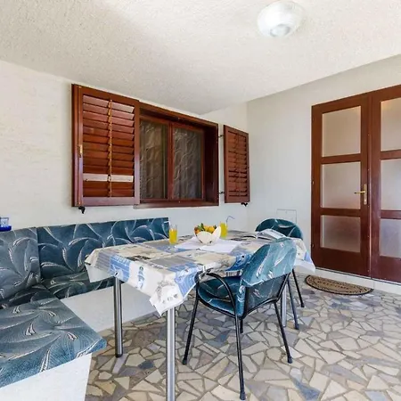 Apartment In 39102