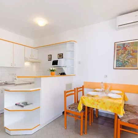 Apartment In 39102