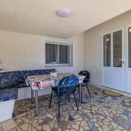 Appartement In 39102 Novi Vinodolski